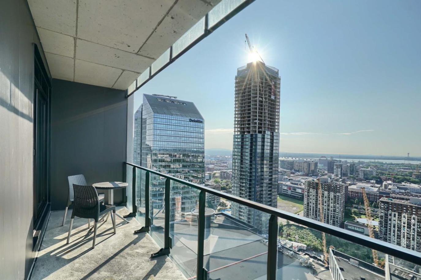Spectacular Skyline Views - Downtown Montreal - Luxury Condo & Penthouse Экстерьер фото