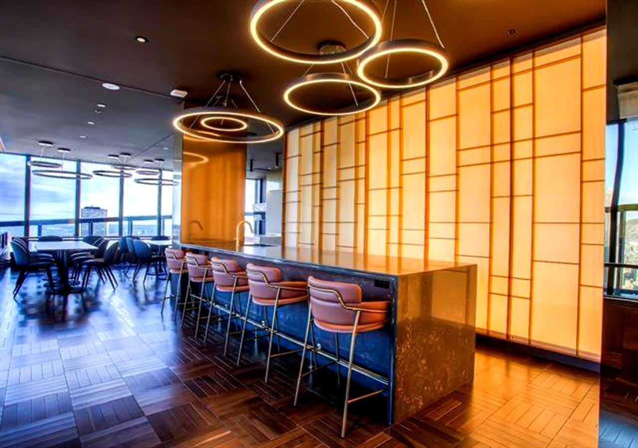 Spectacular Skyline Views - Downtown Montreal - Luxury Condo & Penthouse Экстерьер фото