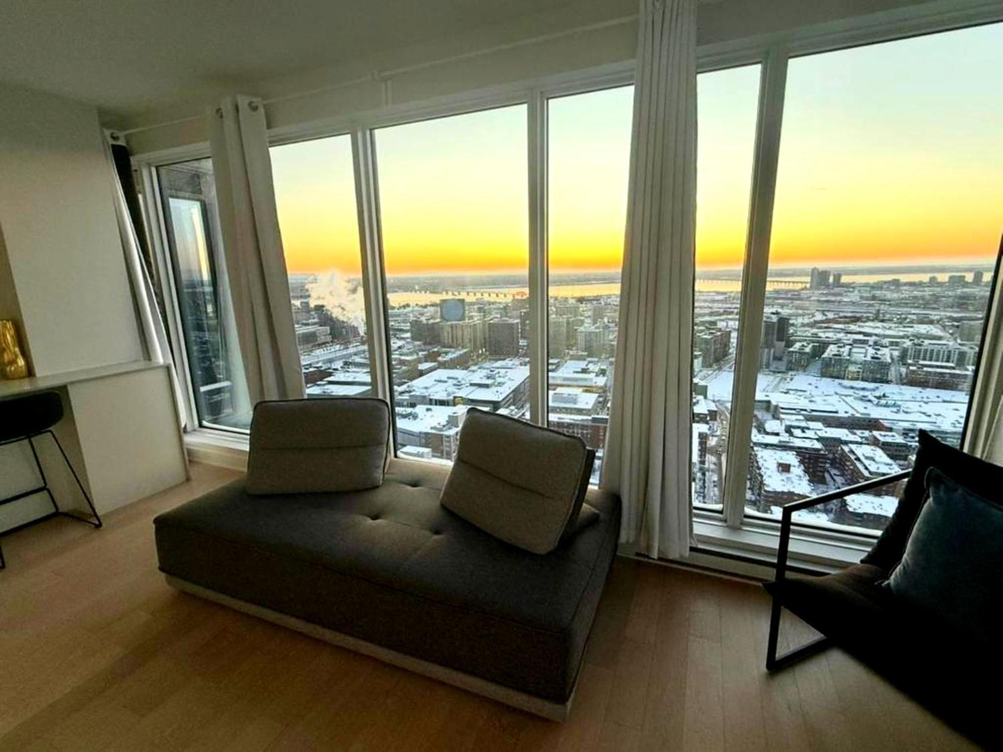 Spectacular Skyline Views - Downtown Montreal - Luxury Condo & Penthouse Экстерьер фото