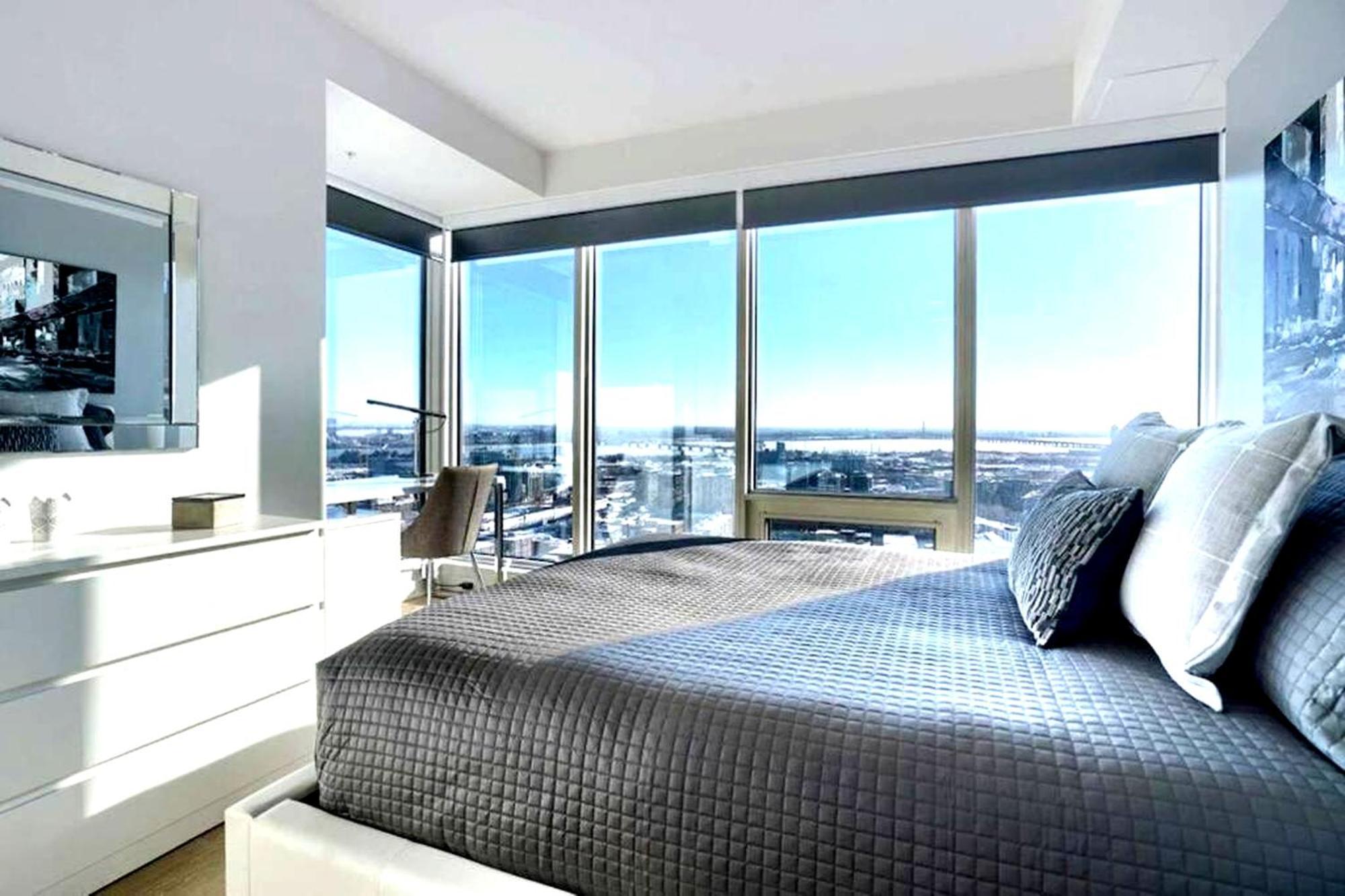 Spectacular Skyline Views - Downtown Montreal - Luxury Condo & Penthouse Номер фото